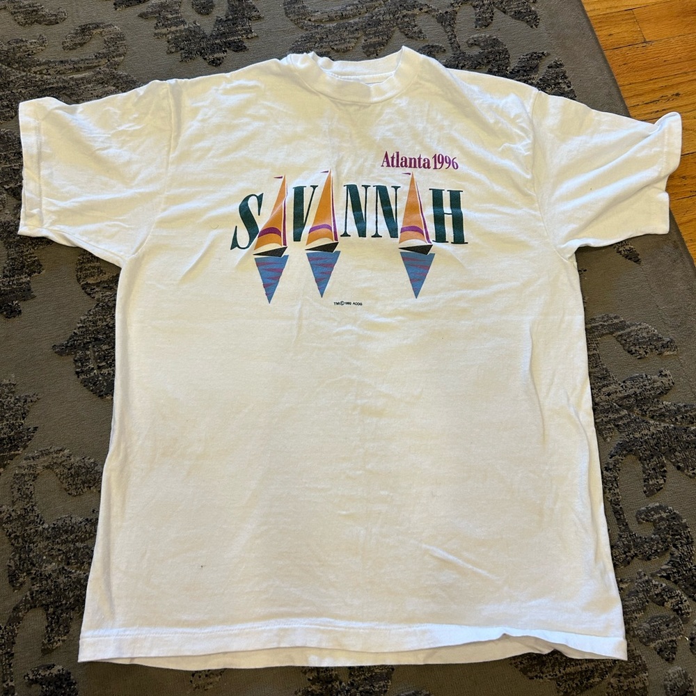 VINTAGE ATLANTA 1996 OLYMPICS T SHIRT. Single Stitch. Size L